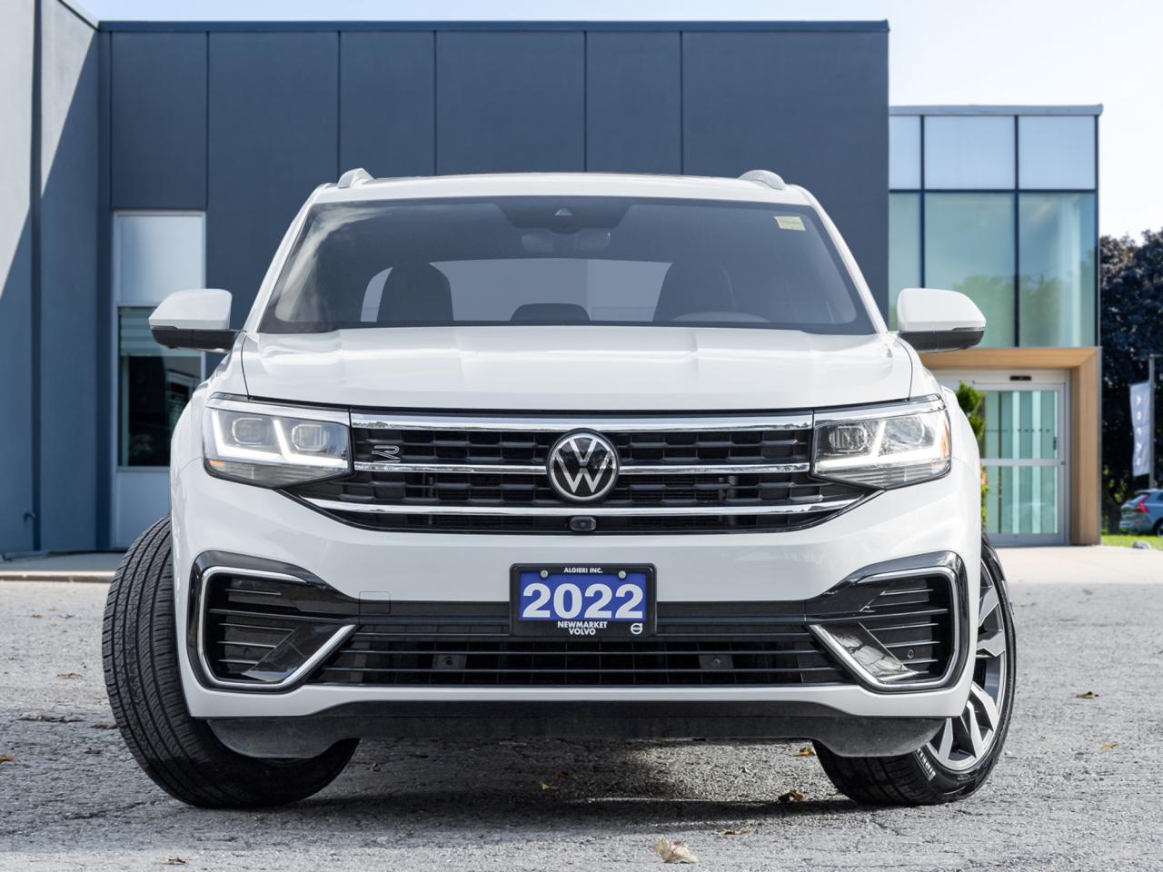 2022 Volkswagen Atlas Cross Sport Execline 3.6 FSI 4MOTION  FENDERS  ONE OWNER  NAVI Photo
