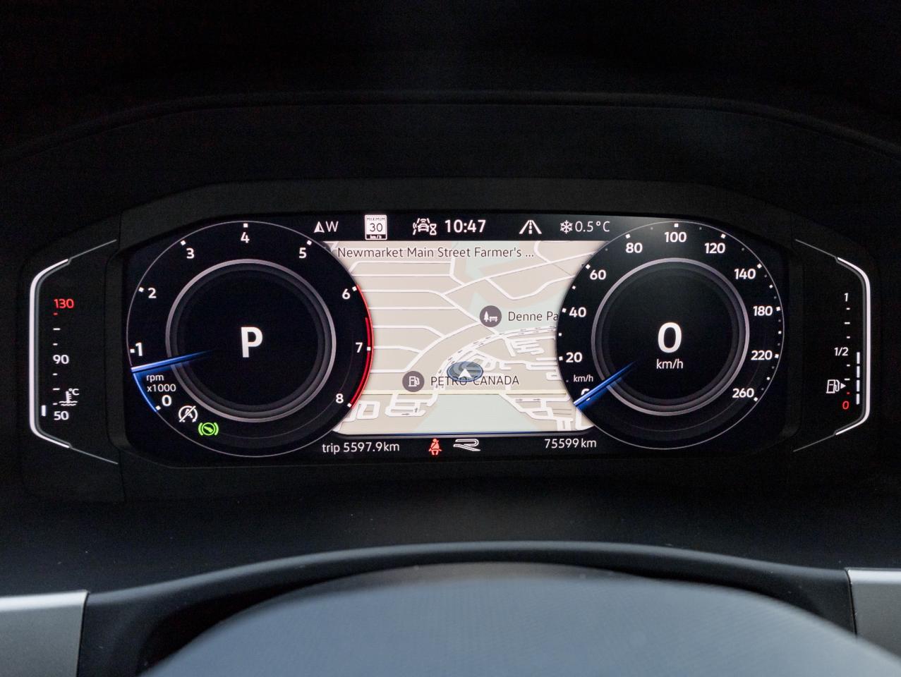 2022 Volkswagen Atlas Cross Sport Execline 3.6 FSI 4MOTION  FENDERS  ONE OWNER  NAVI Photo