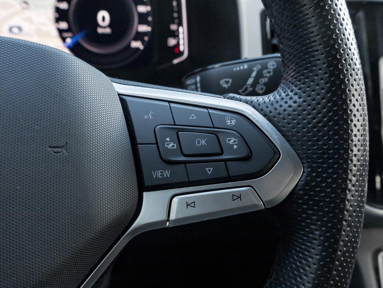 2022 Volkswagen Atlas Cross Sport Execline 3.6 FSI 4MOTION  FENDERS  ONE OWNER  NAVI Photo