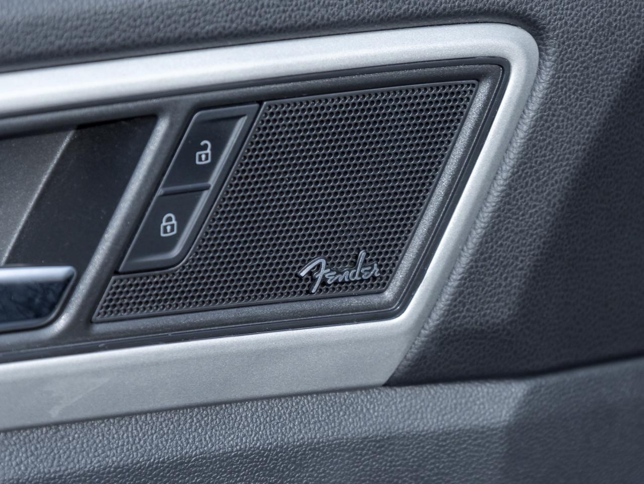 2022 Volkswagen Atlas Cross Sport Execline 3.6 FSI 4MOTION  FENDERS  ONE OWNER  NAVI Photo