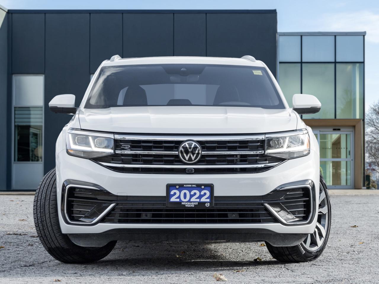 2022 Volkswagen Atlas Cross Sport Execline 3.6 FSI 4MOTION  FENDERS  ONE OWNER  NAVI Photo