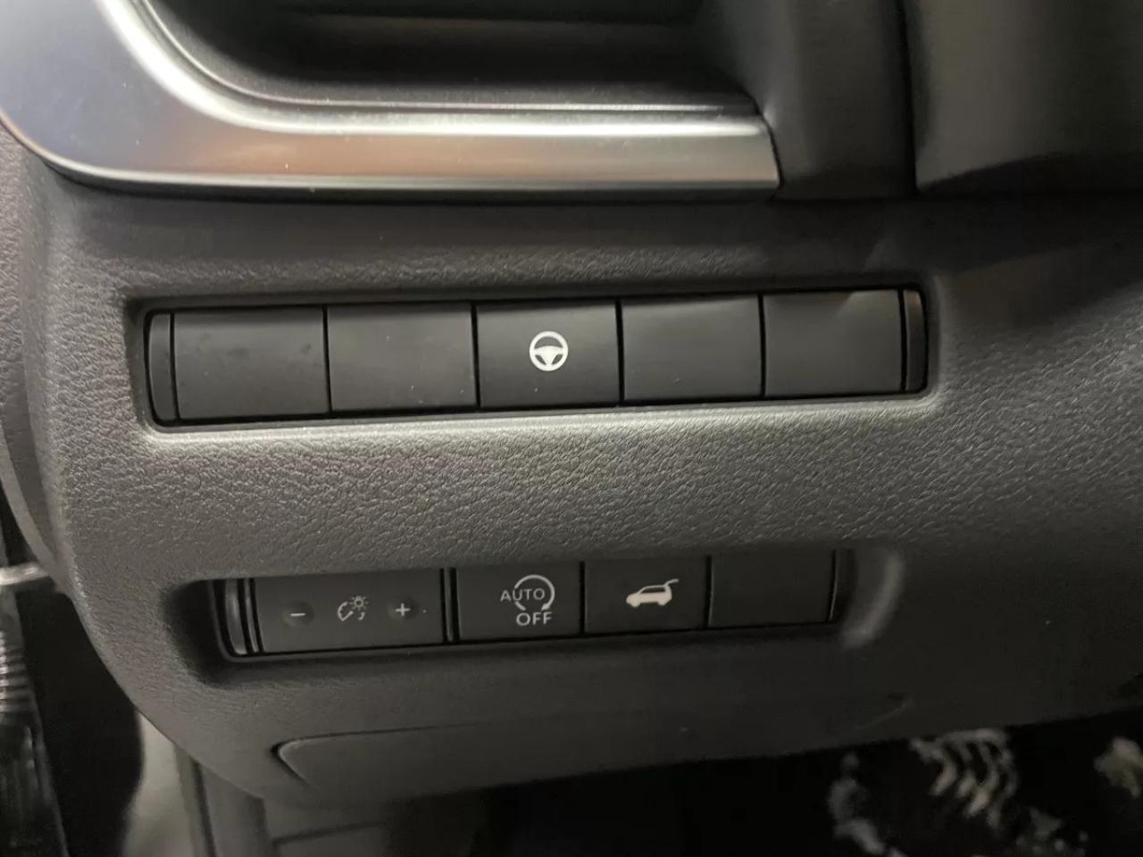 2023 Nissan Rogue SV MIDNIGHT EDITION Photo