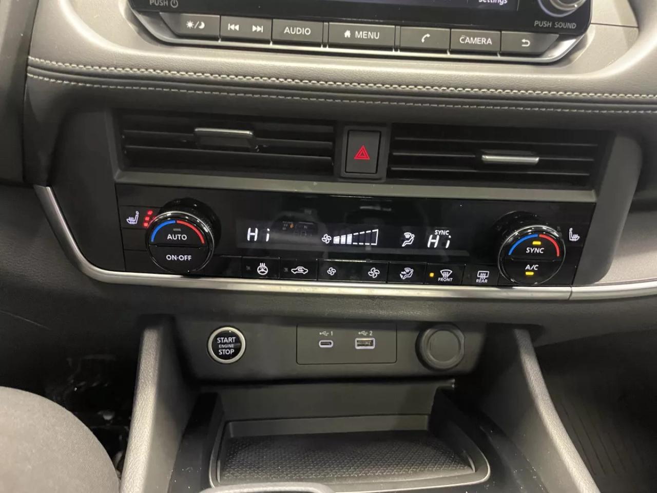 2023 Nissan Rogue SV MIDNIGHT EDITION Photo