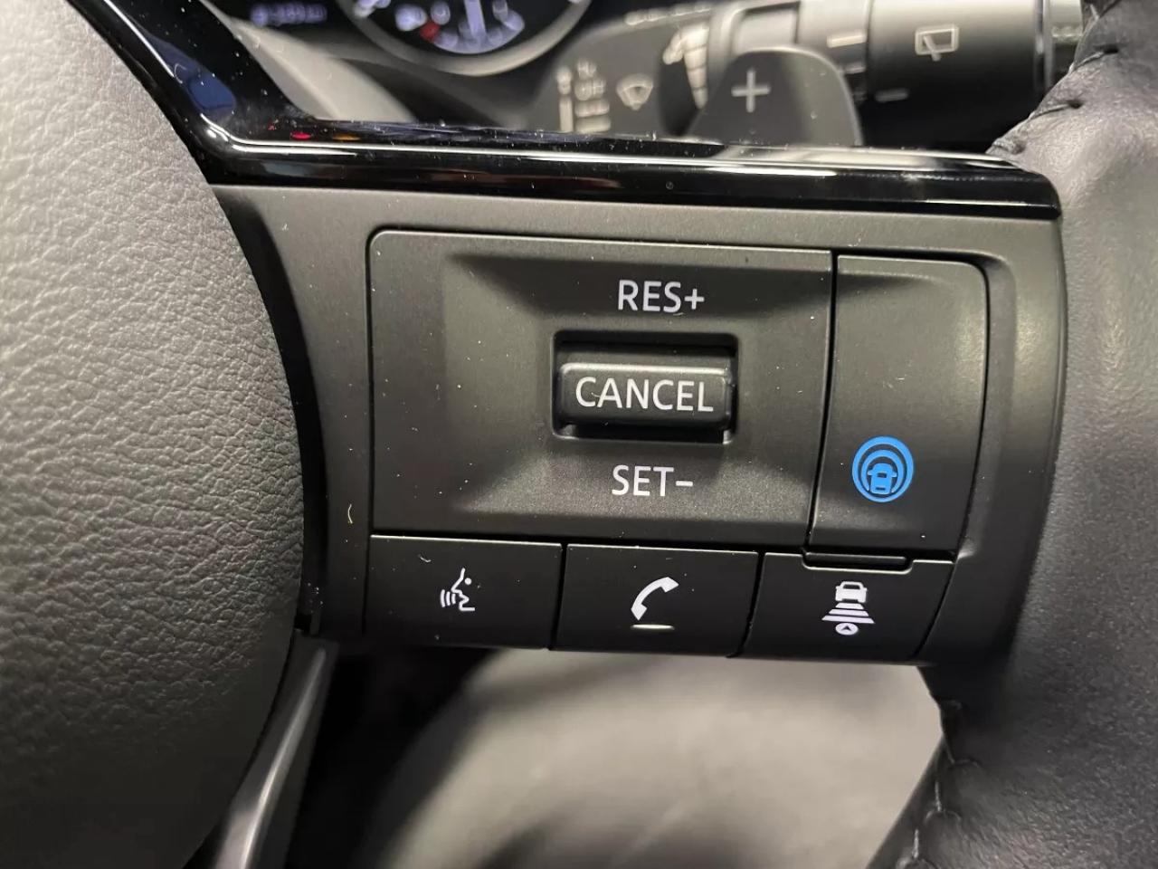 2023 Nissan Rogue SV MIDNIGHT EDITION Photo