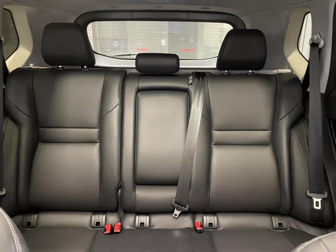 2023 Nissan Rogue SV MIDNIGHT EDITION Photo