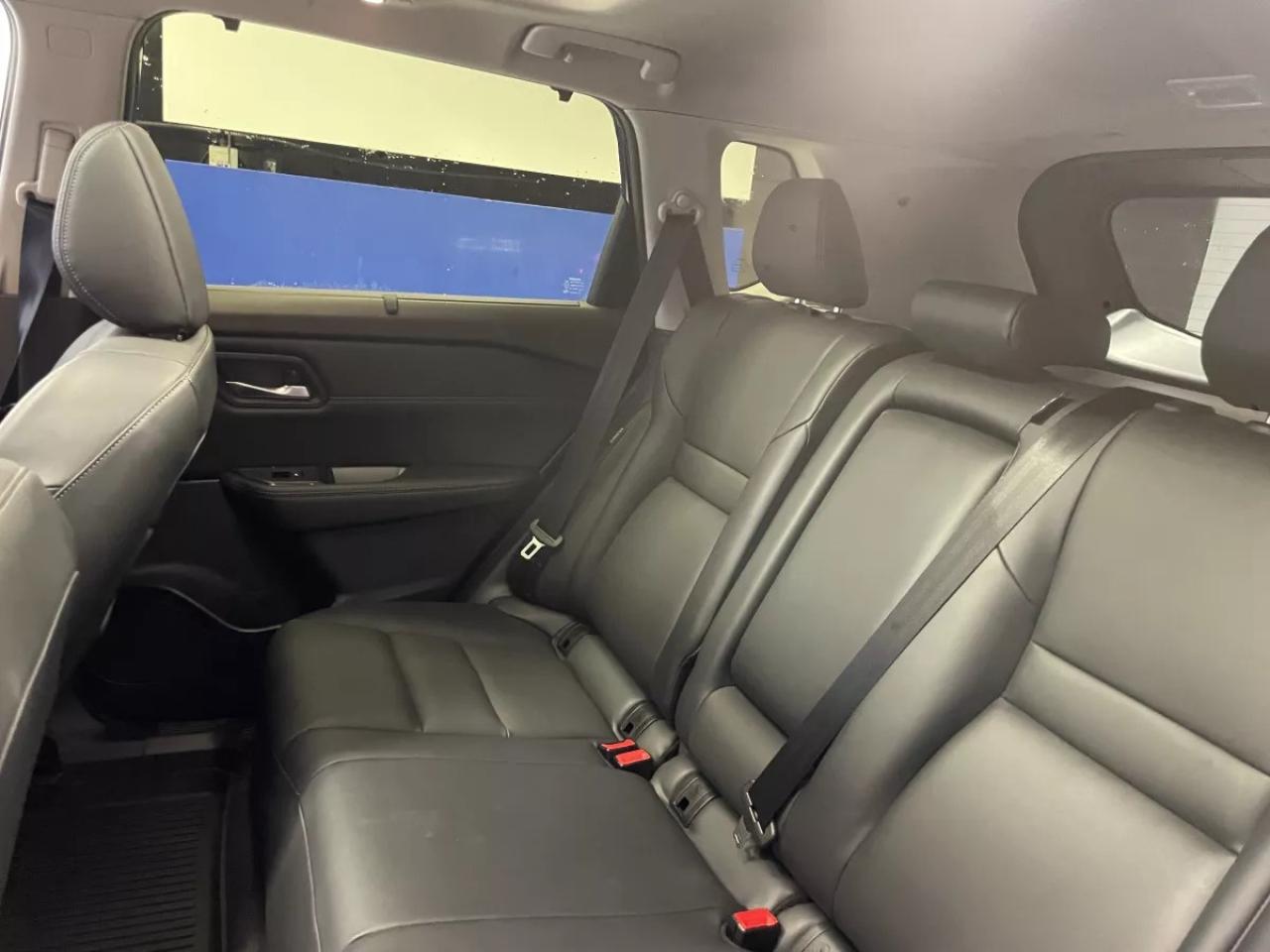 2023 Nissan Rogue SV MIDNIGHT EDITION Photo