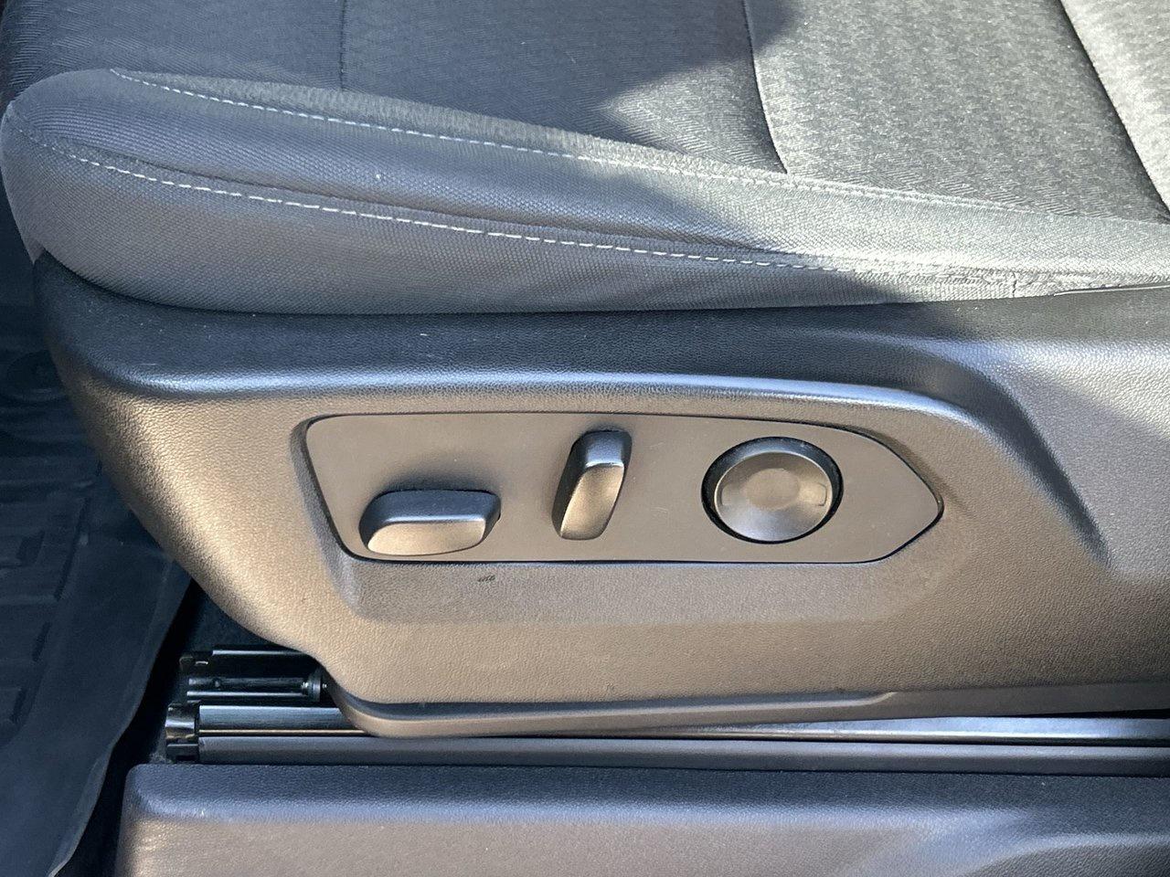 2022 GMC Sierra 1500 Elevation 5.3 V8 Heated Seats Bucket Seats Wireles Photo