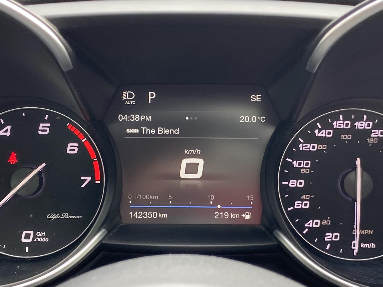 2017 Alfa Romeo Giulia 4dr Sdn AWD Photo