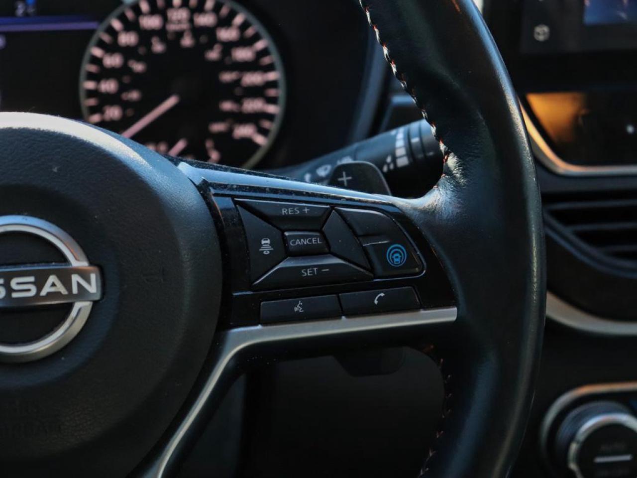 2023 Nissan Altima SR  PREMIUM PKG! BOSE, MOONROOF AWD! Photo