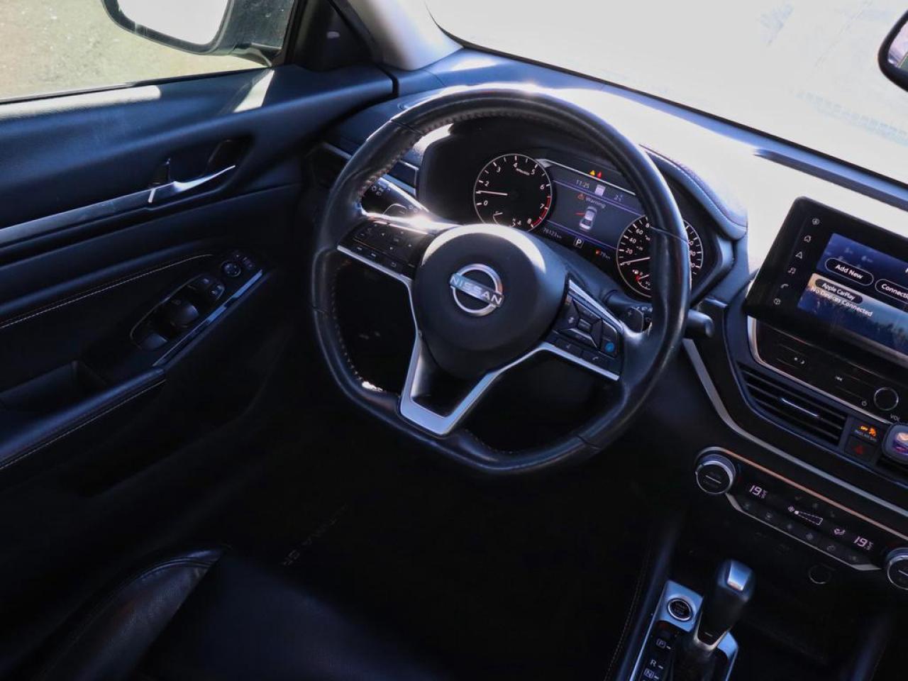 2023 Nissan Altima SR  PREMIUM PKG! BOSE, MOONROOF AWD! Photo