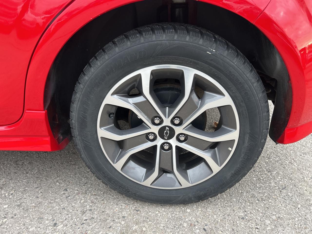 2018 Chevrolet Sonic LT, SUNROOF, REMOTE START, CLEAN CARFAX! Photo