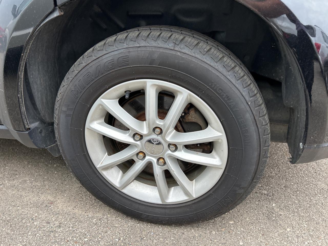 2017 Dodge Journey SXT, 5 PASSENGER, CLEAN CARFAX, REMOTE START! Photo