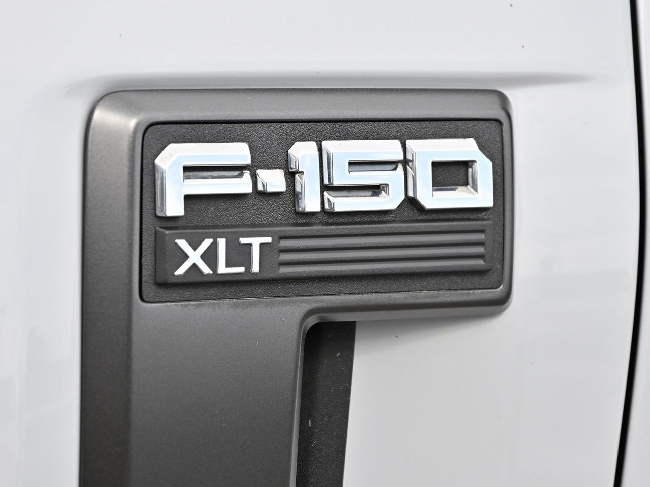 2022 Ford F-150 XLT SuperCrew 4x4 ~Nav ~Camera~Leather ~Bluetooth Photo3