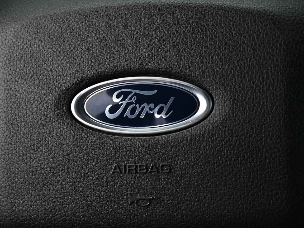 2022 Ford F-150 XLT SuperCrew 4x4 ~Nav ~Camera~Leather ~Bluetooth Photo