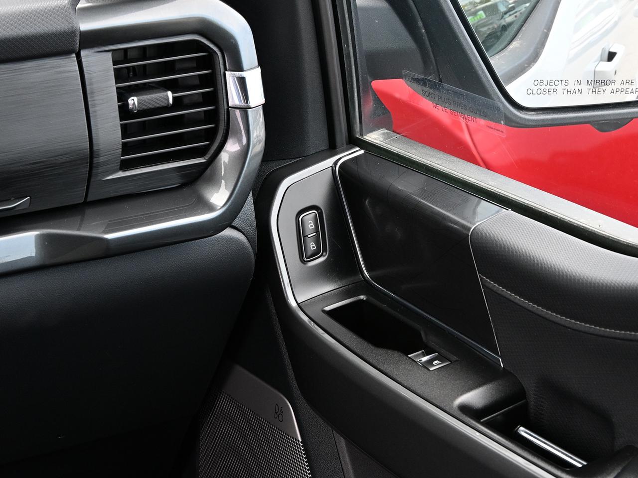 2022 Ford F-150 XLT SuperCrew 4x4 ~Nav ~Camera~Leather ~Bluetooth Photo