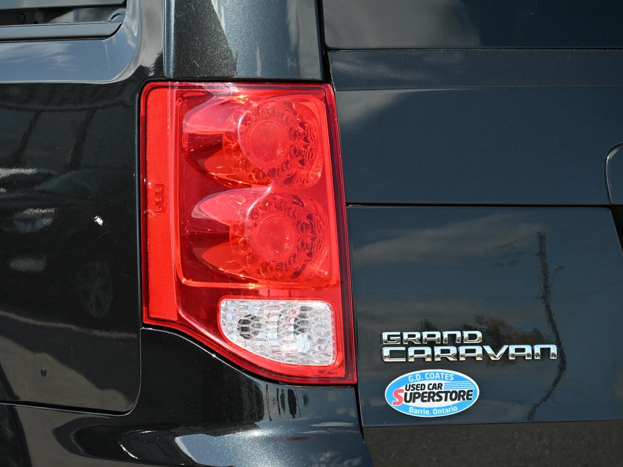 2020 Dodge Grand Caravan GT ~Nav ~DVD ~Heated Leather ~Camera ~Bluetooth Photo