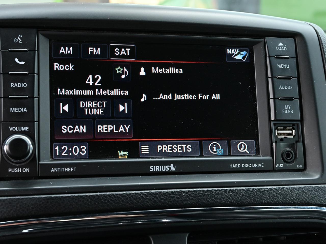 2020 Dodge Grand Caravan GT ~Nav ~DVD ~Heated Leather ~Camera ~Bluetooth Photo