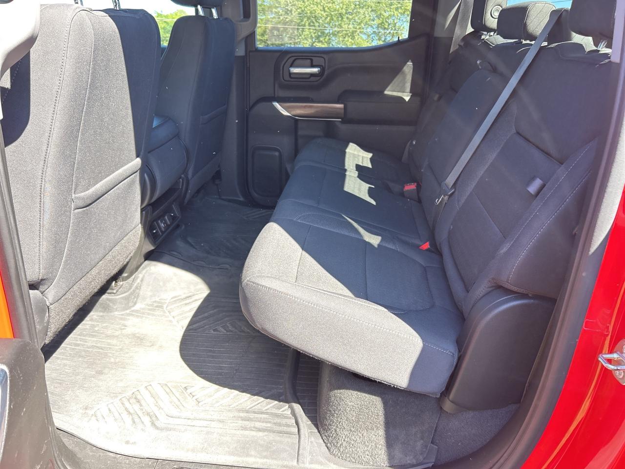 2021 Chevrolet Silverado 1500 DURAMAX Z71, DIESEL, BACK UP CAMERA! Photo