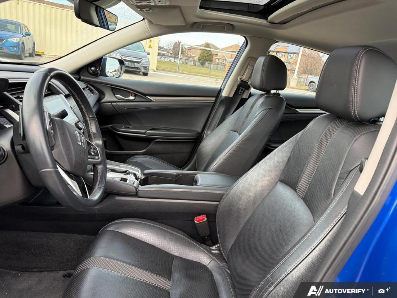 2019 Honda Civic Sedan Touring CVT   SUNROOF   LEATHER   HTD SEATS Photo