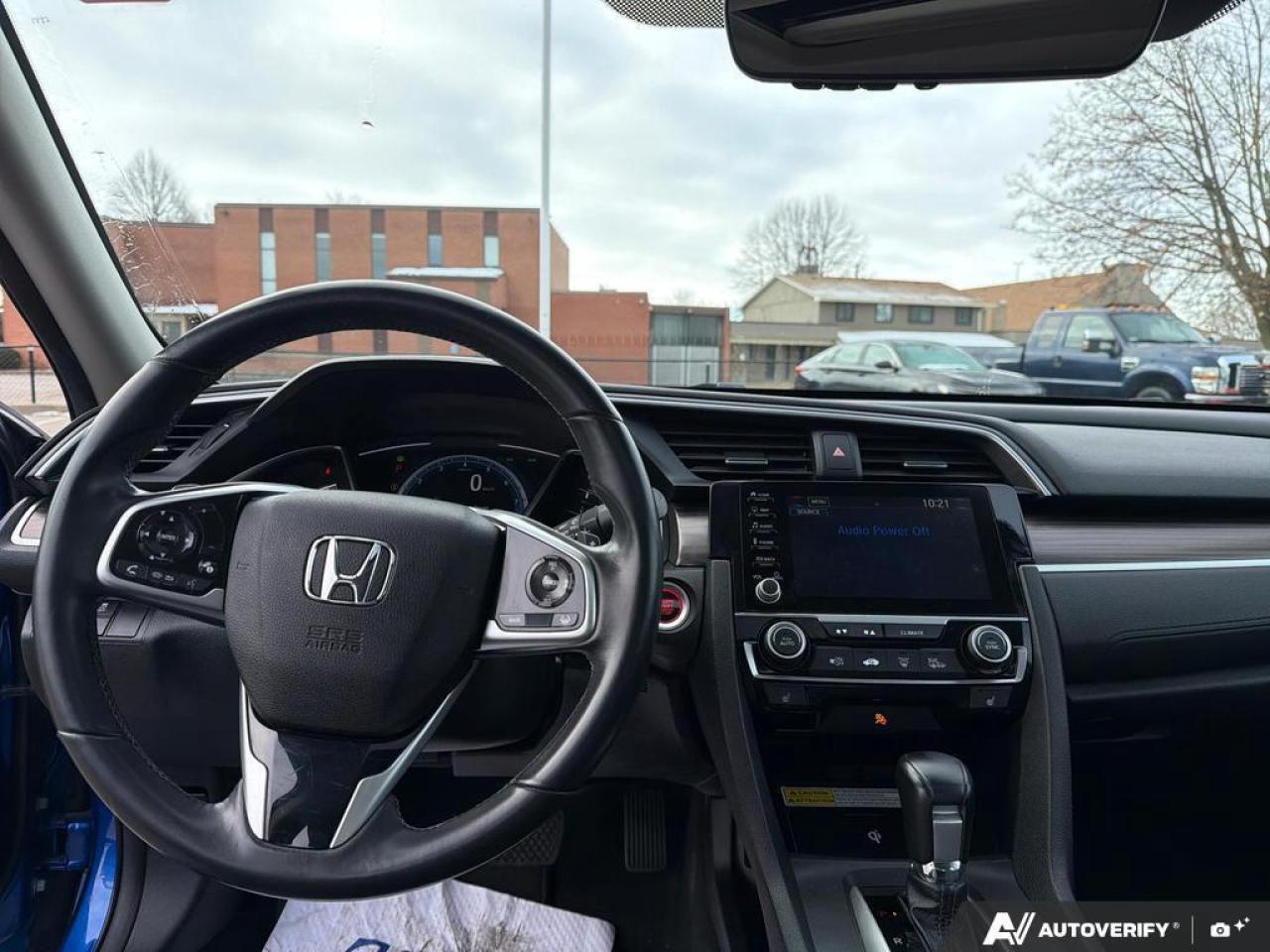 2019 Honda Civic Sedan Touring CVT   SUNROOF   LEATHER   HTD SEATS Photo