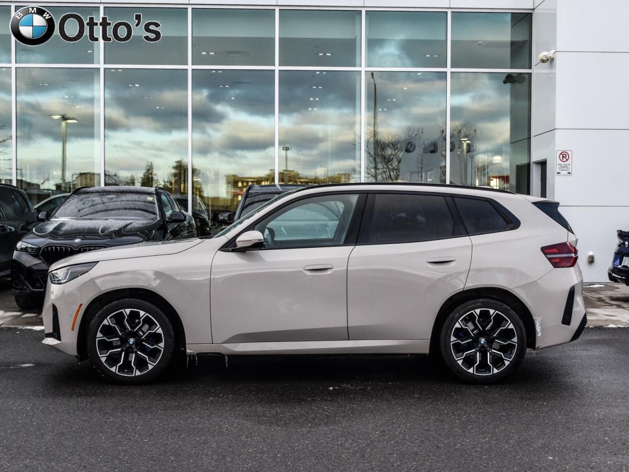 2025 BMW X3 30 xDrive Photo2