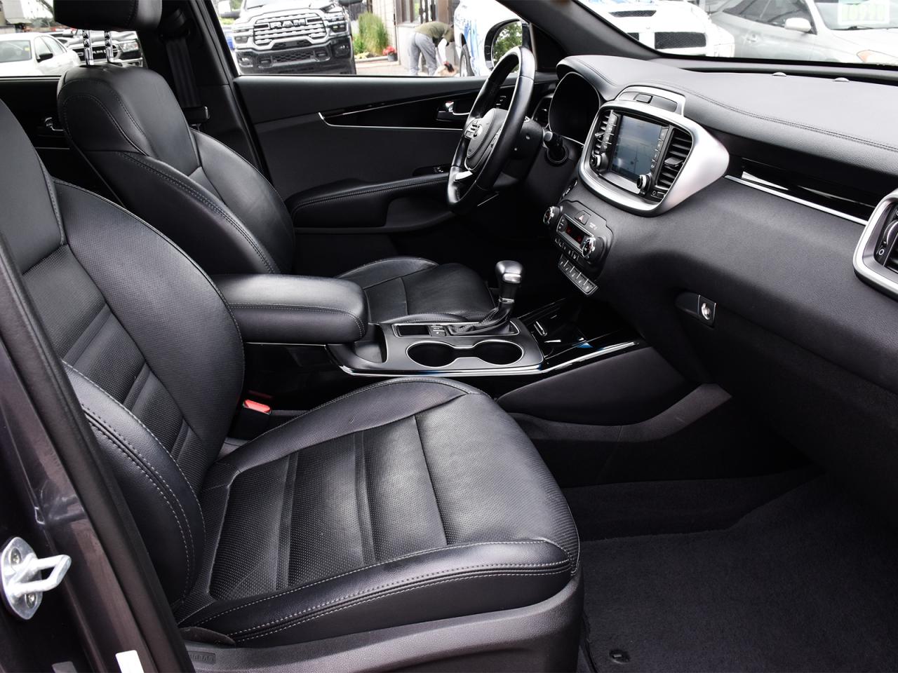 2019 Kia Sorento SX AWD ~Nav ~Camera ~Leather ~Pano Roof ~Bluetooth Photo