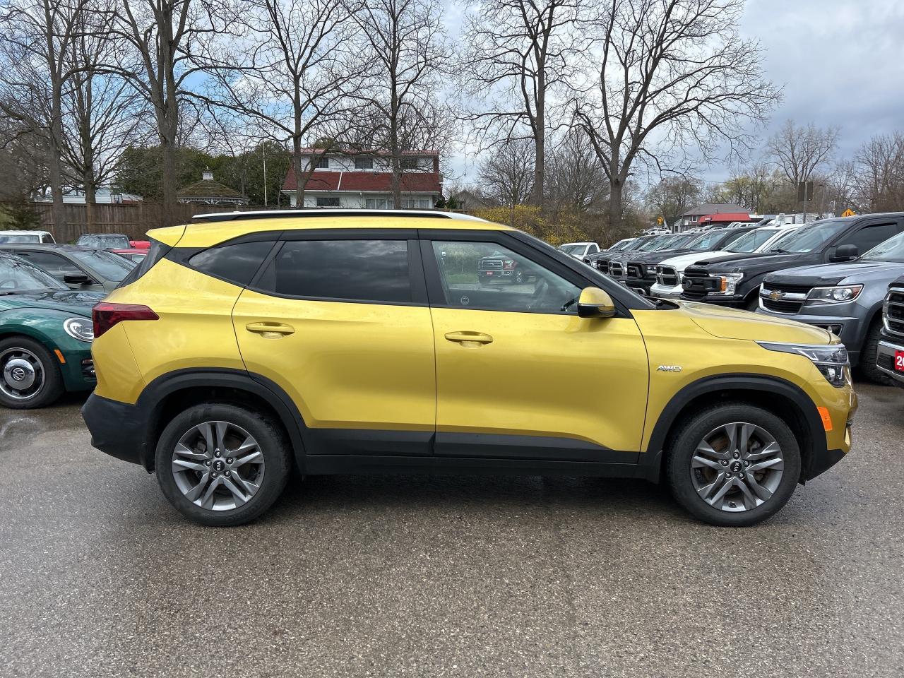 2021 Kia Seltos LX, AWD, AUTOMATIC, HEATED SEATS & WHEEL! Photo