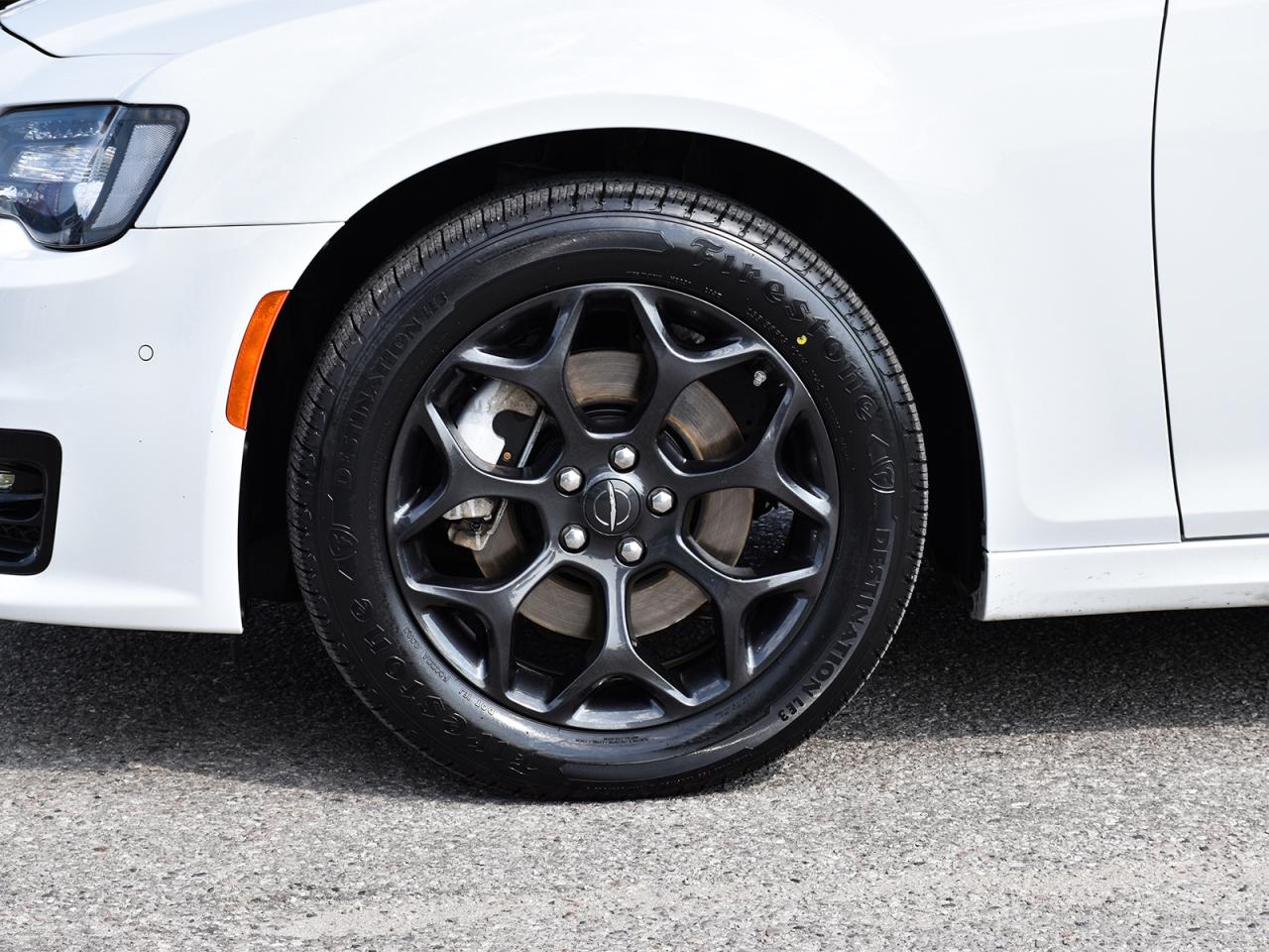 2023 Chrysler 300 S AWD ~Nav ~Camera ~Leather ~Bluetooth ~Pano Roof Photo