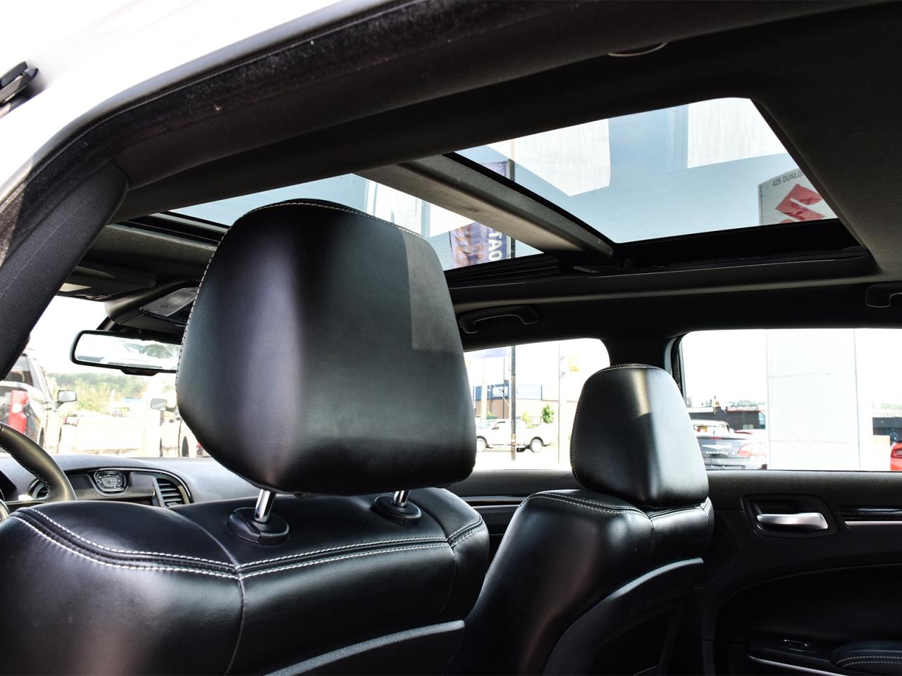 2023 Chrysler 300 S AWD ~Nav ~Camera ~Leather ~Bluetooth ~Pano Roof Photo