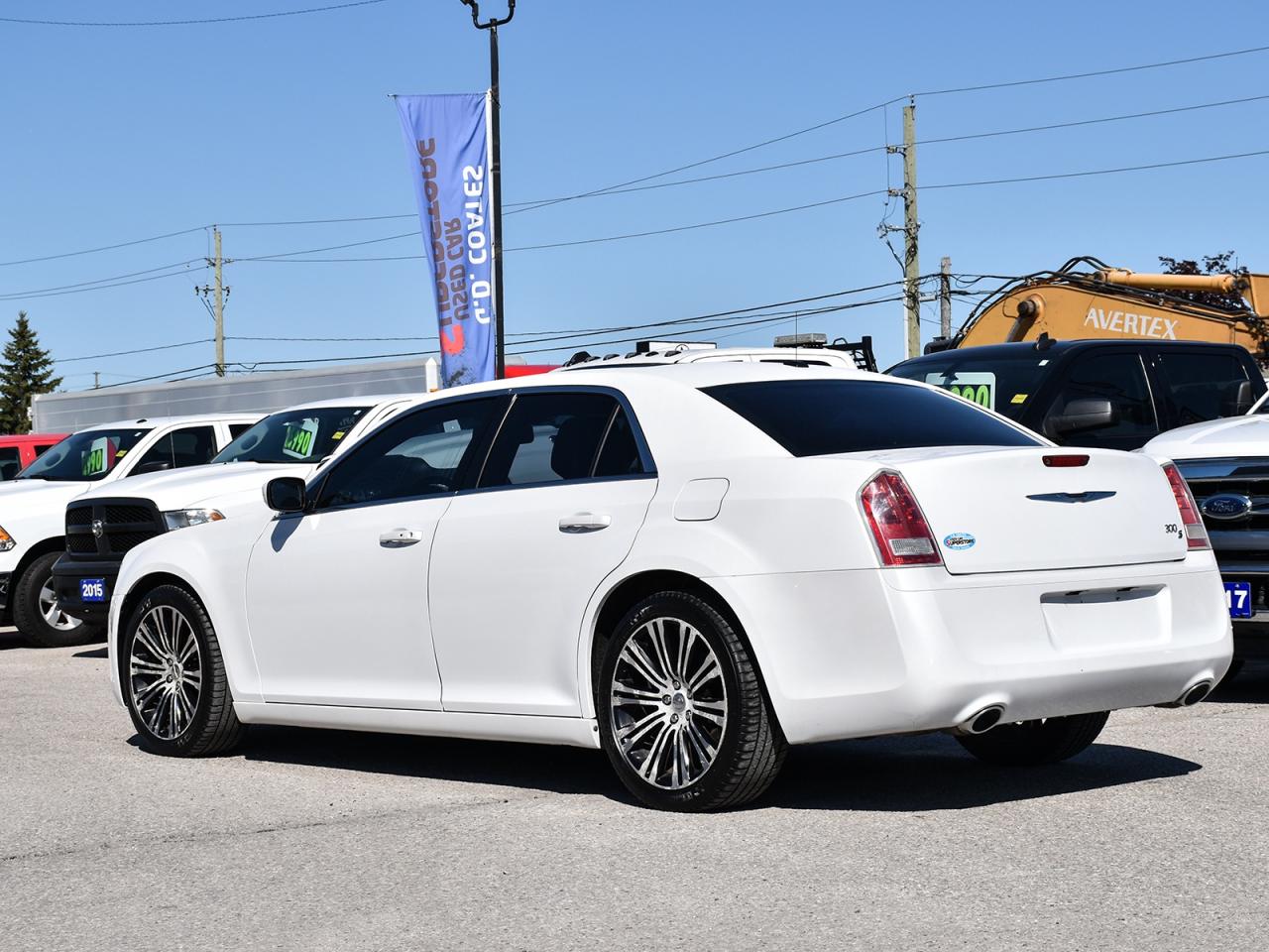 2013 Chrysler 300 S ~Nav ~Camera ~Heated Leather ~Panoramic Roof Photo