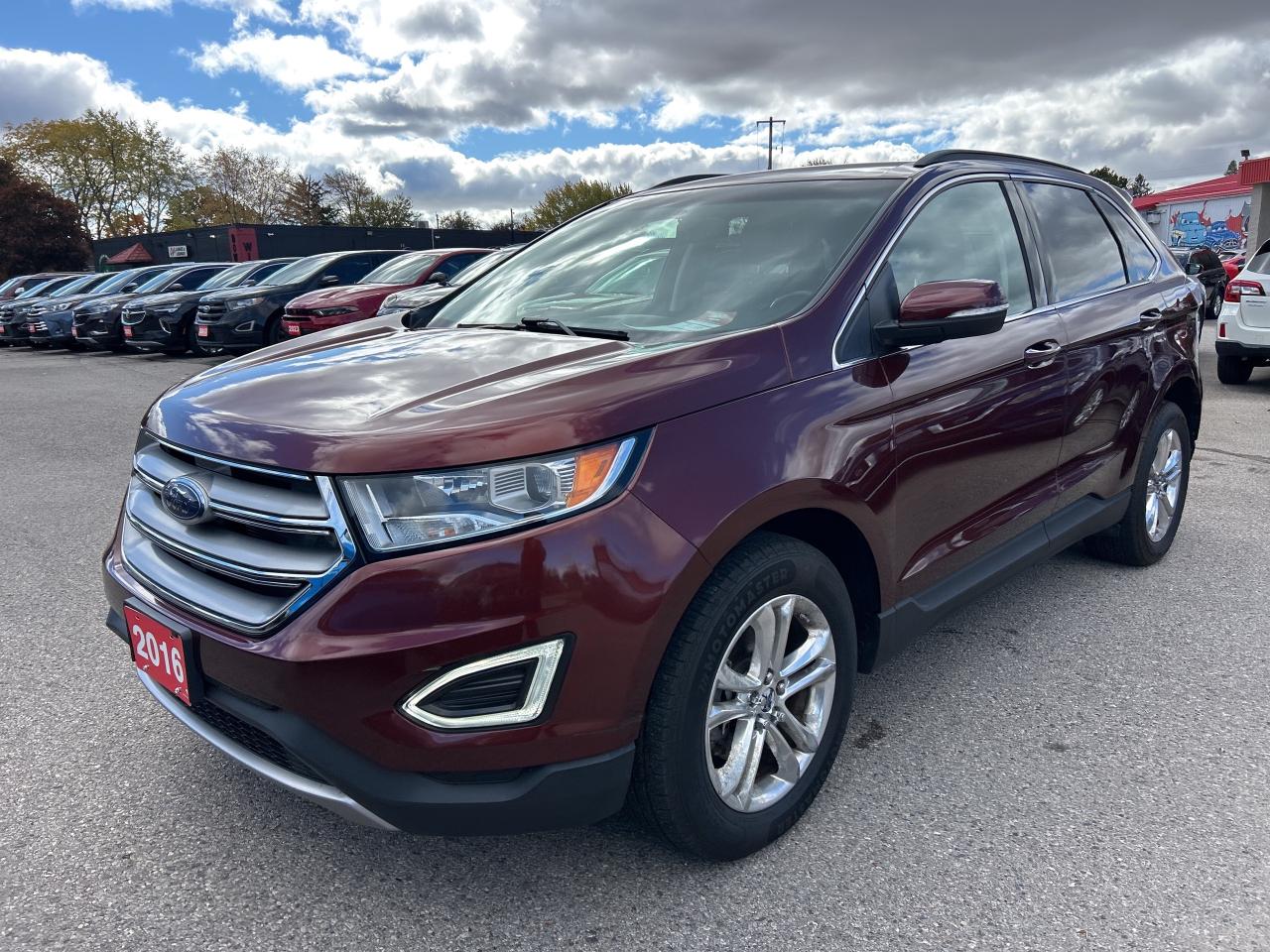 2016 Ford Edge SEL, CLEAN CARFAX, FRONT WHEEL DRIVE, LEATHER! Photo