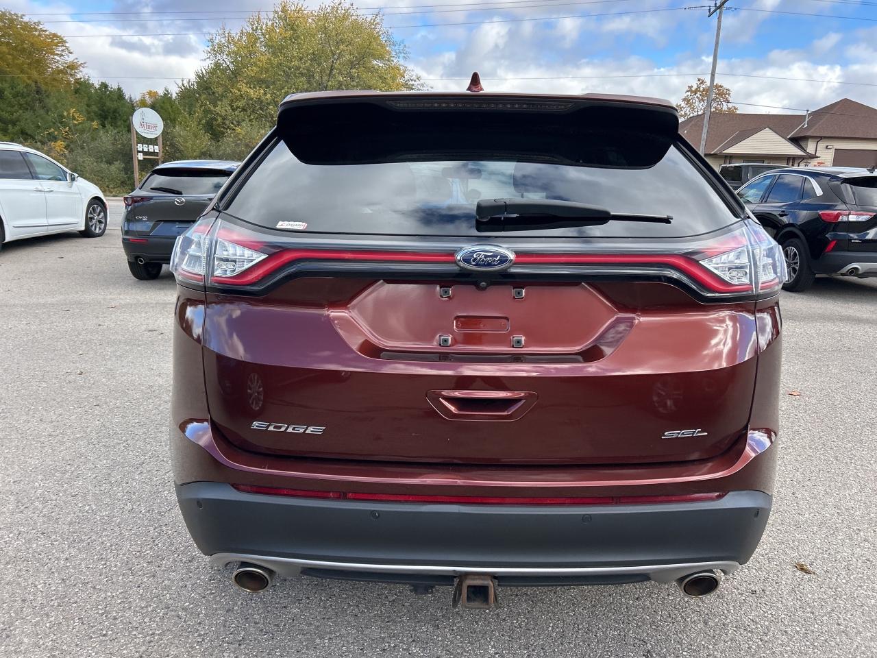 2016 Ford Edge SEL, CLEAN CARFAX, FRONT WHEEL DRIVE, LEATHER! Photo