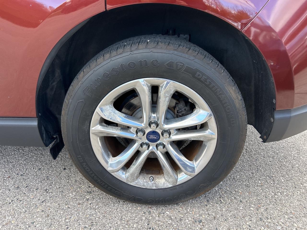 2016 Ford Edge SEL, CLEAN CARFAX, FRONT WHEEL DRIVE, LEATHER! Photo