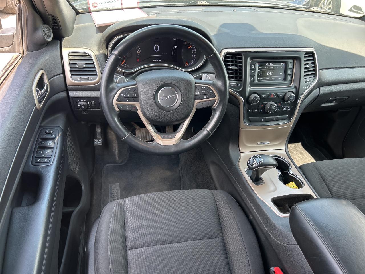 2015 Jeep Grand Cherokee LAREDO, 4X4! Photo