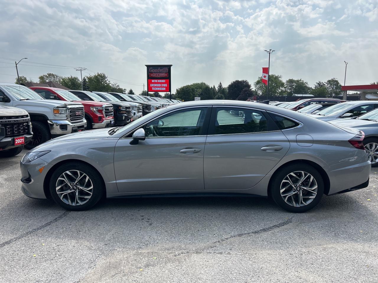 2023 Hyundai Sonata PREFERRED, REMOTE START, BACK UP CAMERA! Photo