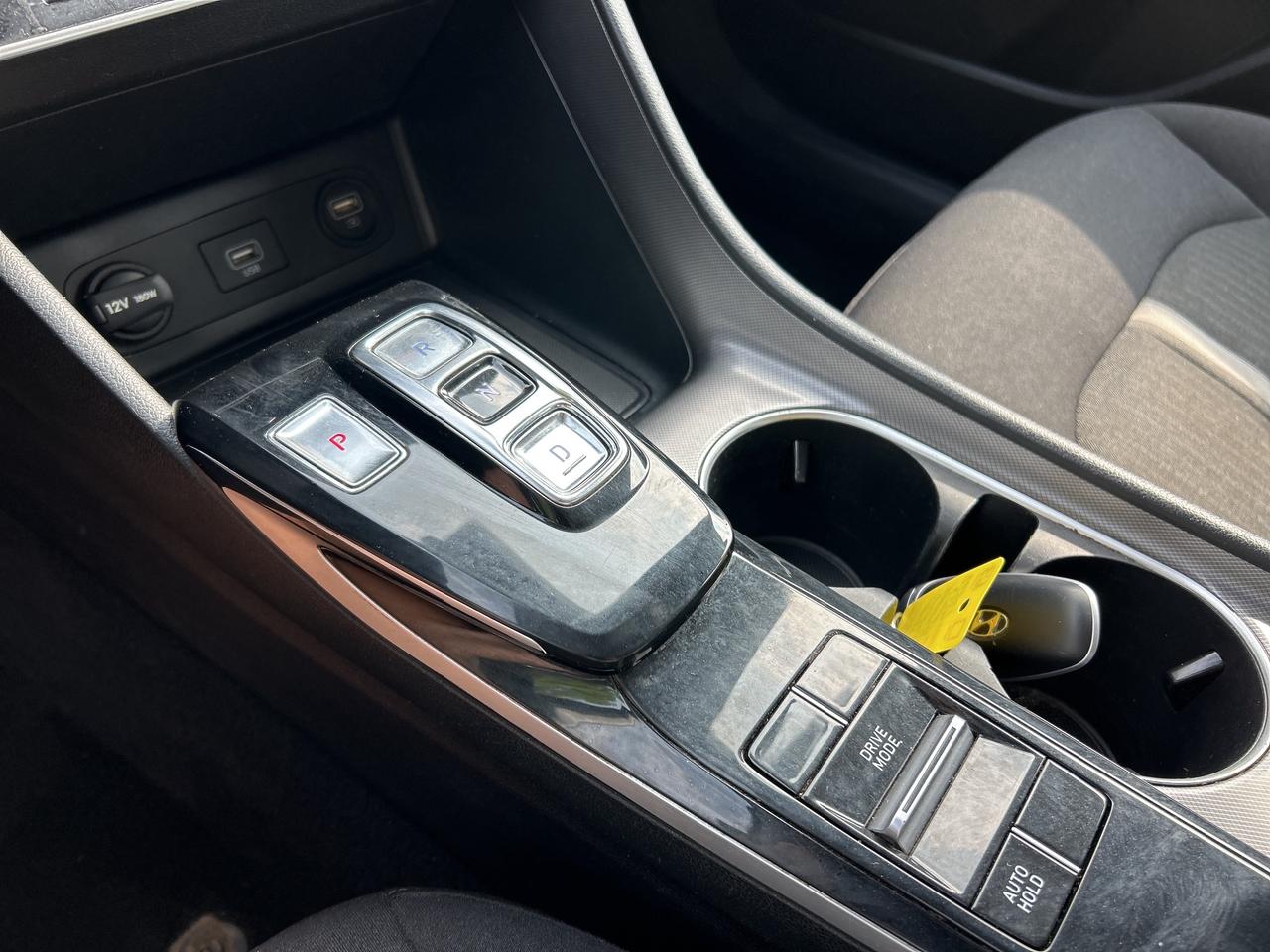 2023 Hyundai Sonata PREFERRED, REMOTE START, BACK UP CAMERA! Photo