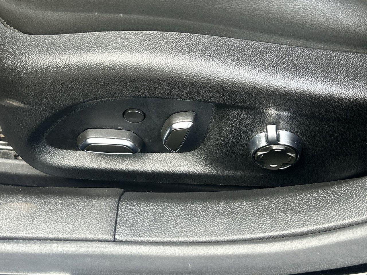 2021 Cadillac CT5 V-Series 360HP Twin Turbo V6 BOSE 20 Inch Black Wh Photo