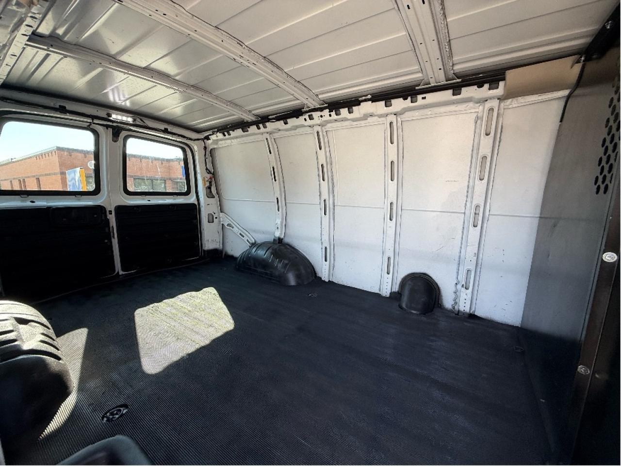 2018 GMC Savana Cargo Van 2500 135WheelBase 8Cyclinder 6.0L Certified Photo