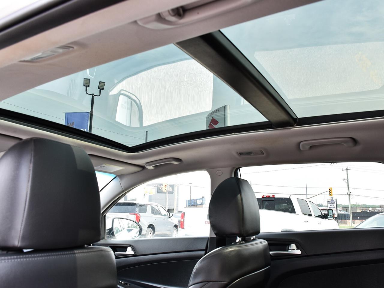 2020 Hyundai Tucson Preferred AWD ~Heated Leather ~Pano Moonroof ~Cam Photo