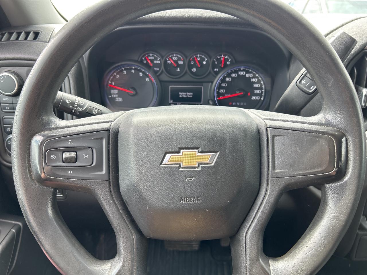 2021 Chevrolet Silverado 1500 CUSTOM, CLEAN CARFAX, BACK UP CAMERA! Photo