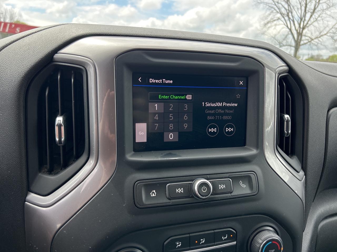 2021 Chevrolet Silverado 1500 CUSTOM, CLEAN CARFAX, BACK UP CAMERA! Photo