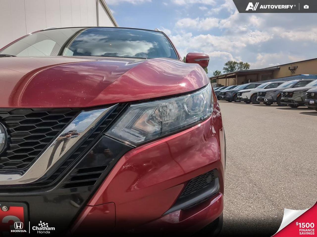 2023 Nissan Qashqai SV AWD - 4 New Tires - No Accidents! Photo