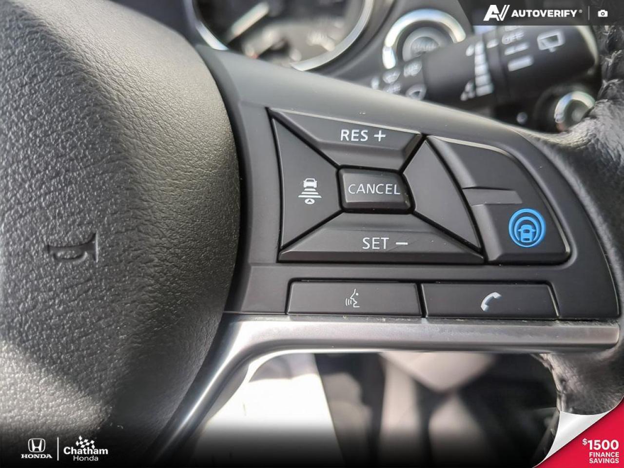 2023 Nissan Qashqai SV AWD - 4 New Tires - No Accidents! Photo