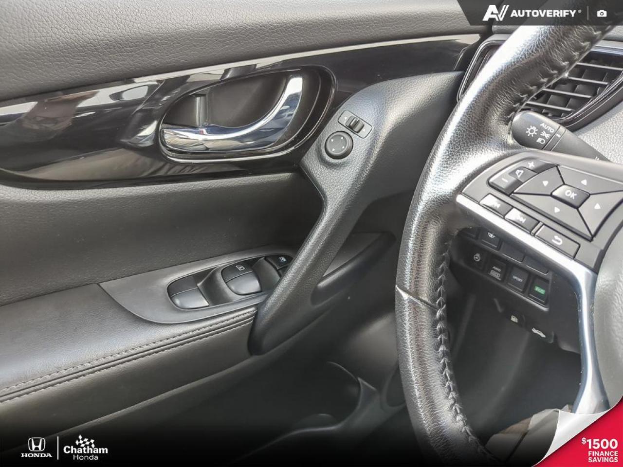 2023 Nissan Qashqai SV AWD - 4 New Tires - No Accidents! Photo