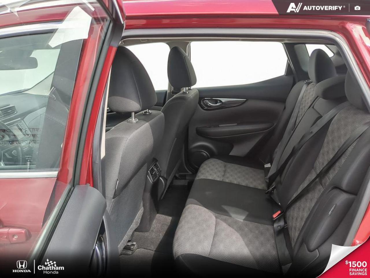 2023 Nissan Qashqai SV AWD - 4 New Tires - No Accidents! Photo