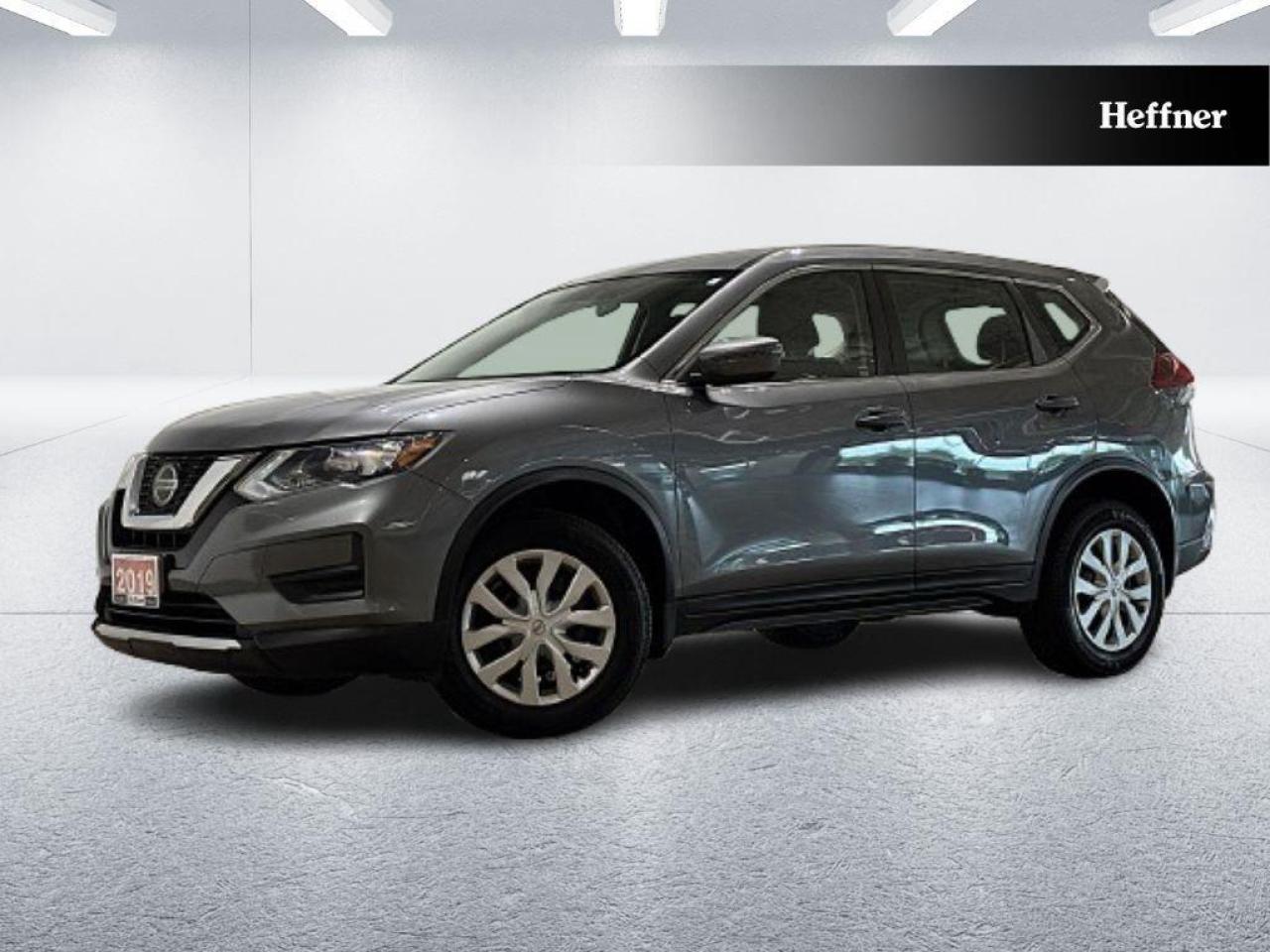 2019 Nissan Rogue S Photo