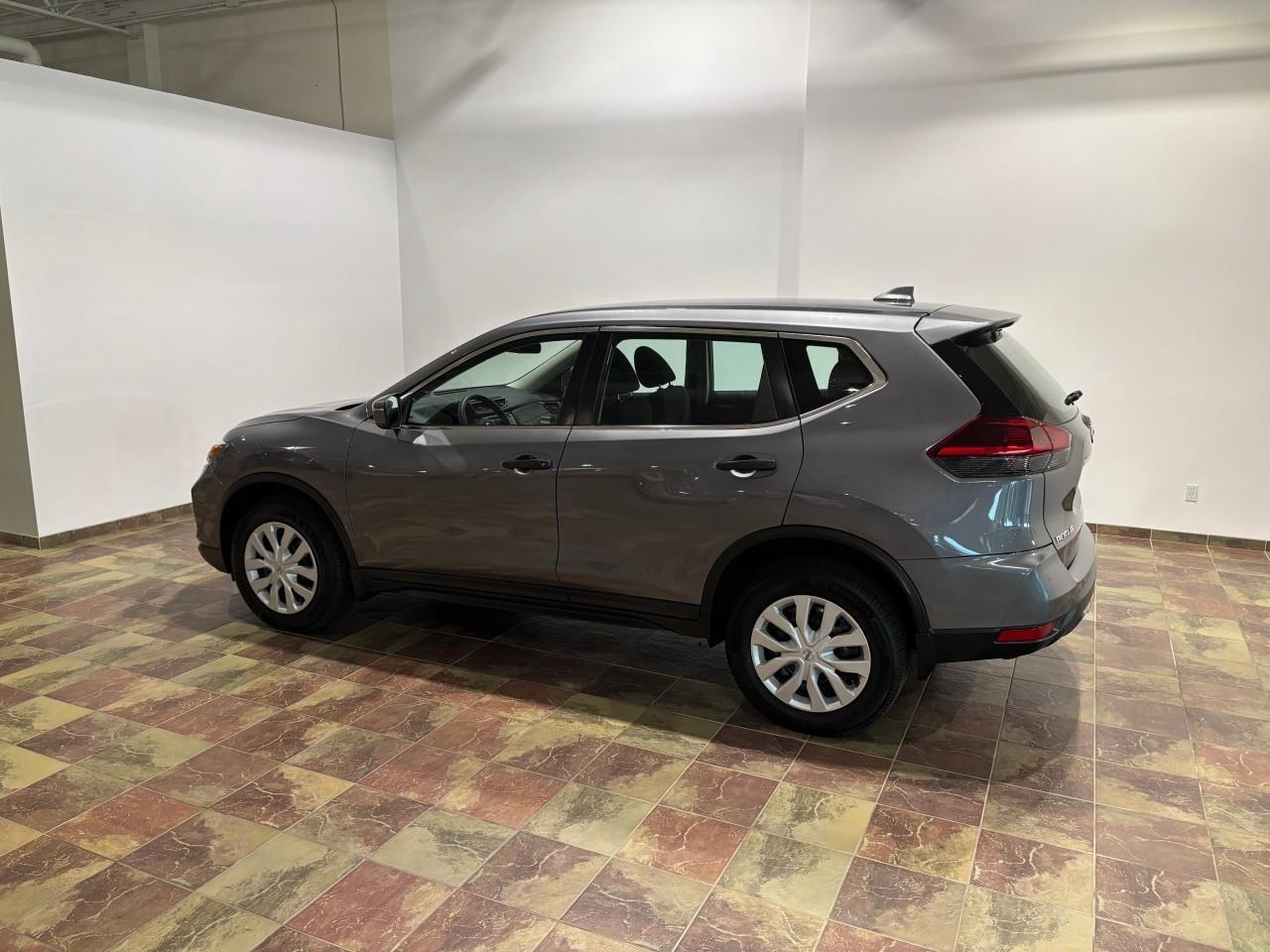 2019 Nissan Rogue S Photo