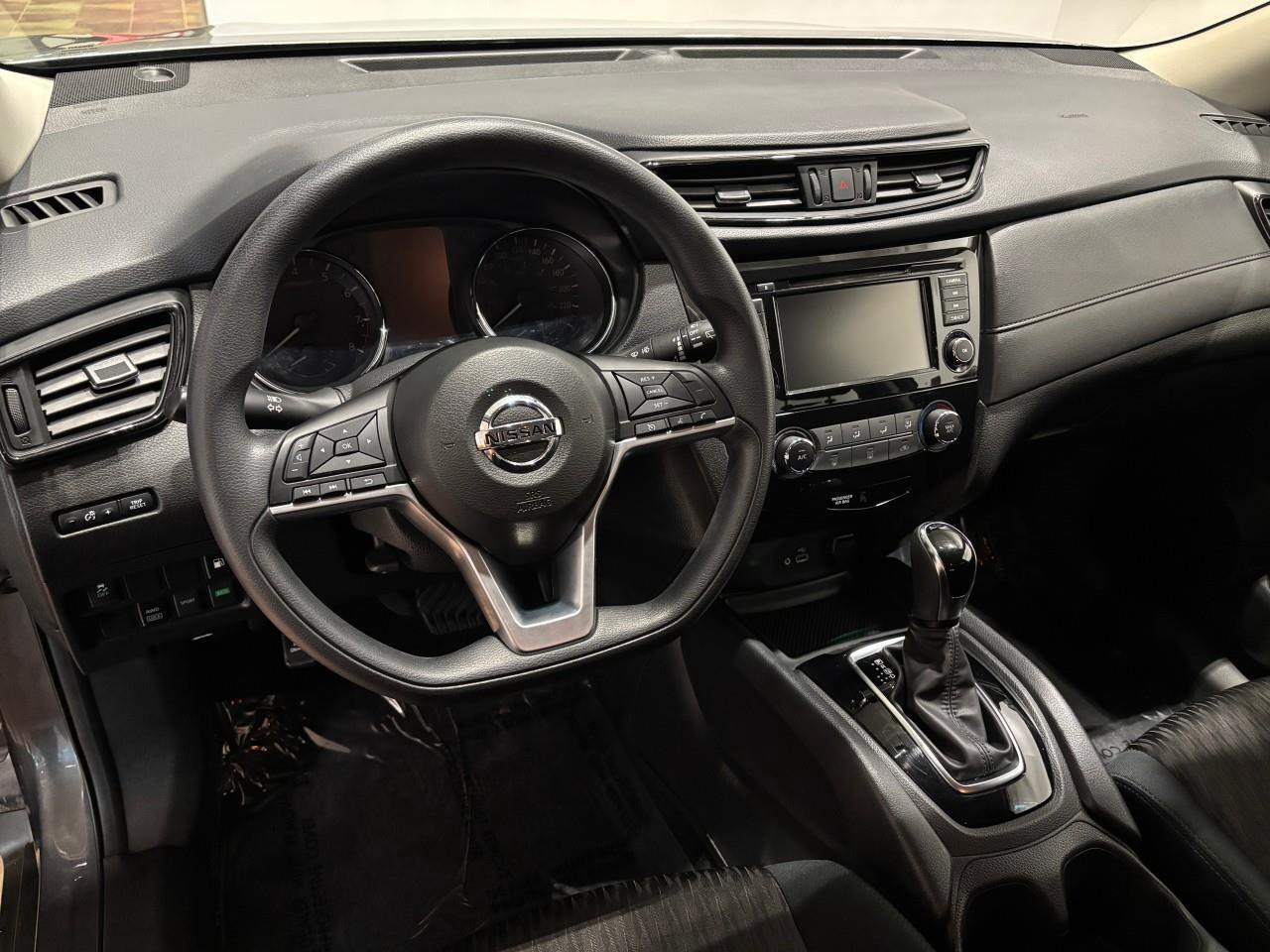 2019 Nissan Rogue S Photo