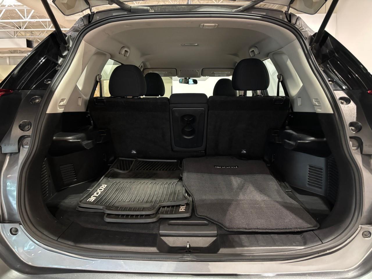 2019 Nissan Rogue S Photo