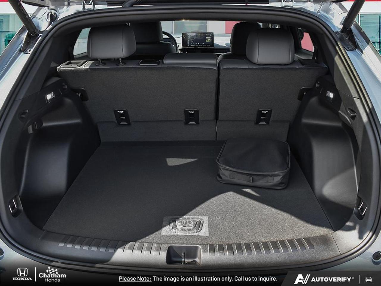 2025 Honda Prologue Touring- only 2073 kms!  455kms range on a full ch Photo